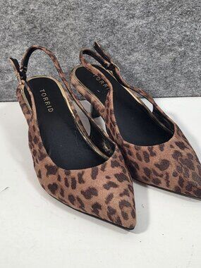 Torrid Leopard Slingback Heels Wide Width 8WW Pointed Toe Pumps